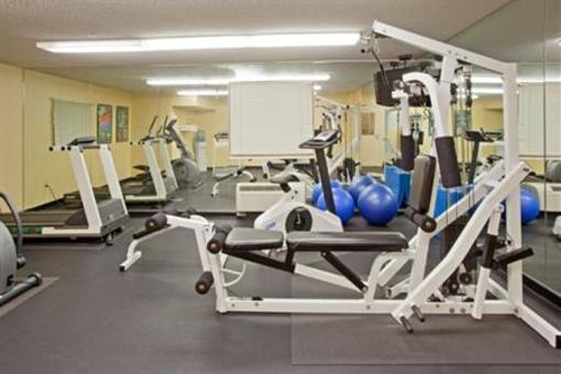 фото отеля Candlewood Suites Houston-Town & Country