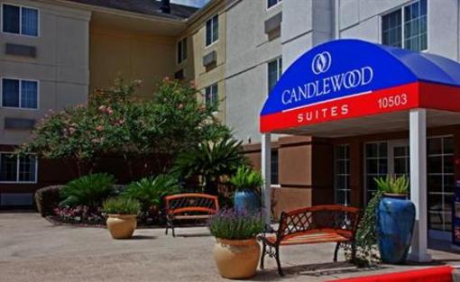 фото отеля Candlewood Suites Houston-Town & Country