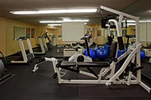 фото отеля Candlewood Suites Houston-Town & Country
