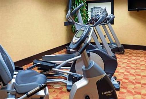 фото отеля Holiday Inn Express Hotel & Suites Columbia-Fort Jackson