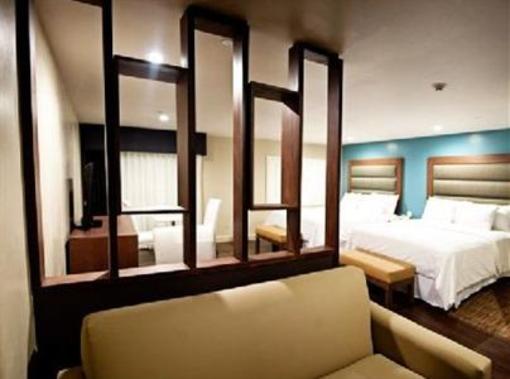 фото отеля BLVD Hotel Los Angeles