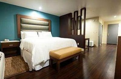 фото отеля BLVD Hotel Los Angeles