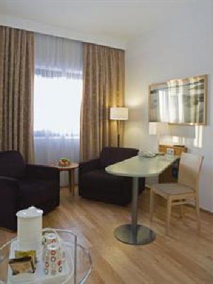 фото отеля Holiday Inn Helsinki-Vantaa Airport