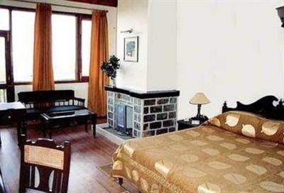 фото отеля WelcomHeritage Windsor Lodge Ranikhet