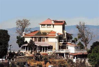 фото отеля WelcomHeritage Windsor Lodge Ranikhet