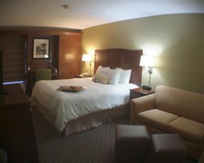 фото отеля Hampton Inn Columbia Airport