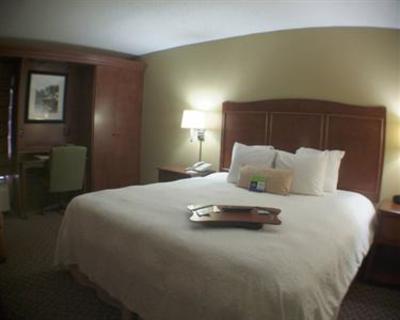 фото отеля Hampton Inn Columbia Airport