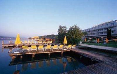 фото отеля Werzer's Seehotel Wallerwirt