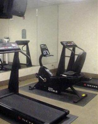 фото отеля Holiday Inn Express Hotel and Suites Edmond