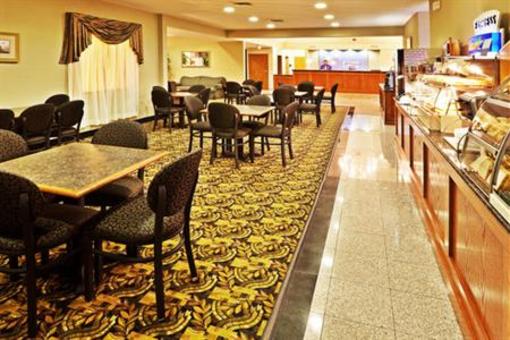 фото отеля Holiday Inn Express Hotel and Suites Edmond