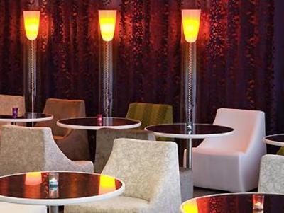 фото отеля Suite Novotel Marseille Centre Euromed