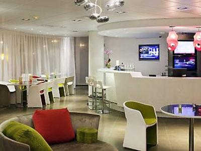 фото отеля Suite Novotel Marseille Centre Euromed