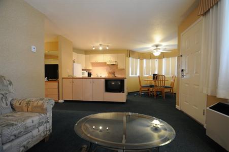 фото отеля BEST WESTERN PLUS Inn at Penticton