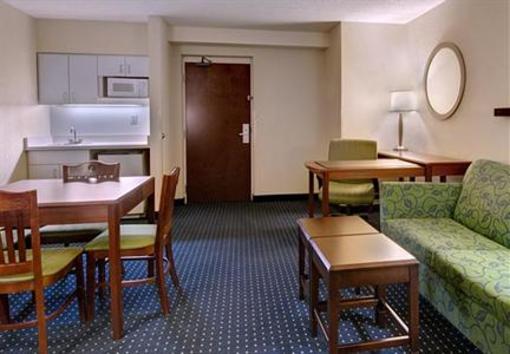 фото отеля SpringHill Suites Chicago Southwest Burr Ridge