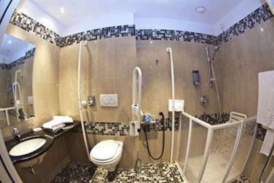 фото отеля Ramada Encore Bologna Fiera