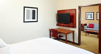 фото отеля Four Points by Sheraton Houston Hobby Airport