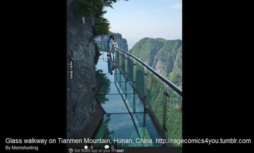 Выбираем маршрут: Китай, три дороги - Tianmen Mountain of Zhangjiajie, Skywalk, China<br />
photo Flickr