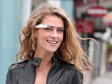 Google Glass (photo google.com/glass)