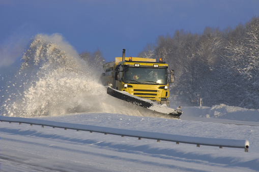 Снежная буря парализовала жизнь крупных городов США - Ice Storm in USA