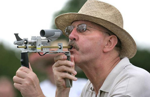 Чемпионат по стрельбе горохом в Англии - World Peashooting Championship (photo Martin Pope for telegraph.co.uk)