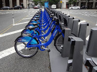 В Нью-Йорке стартовал коммерческий проект "Citi Bike" В Нью-Йорке стартовал коммерческий проект "Citi Bike"
