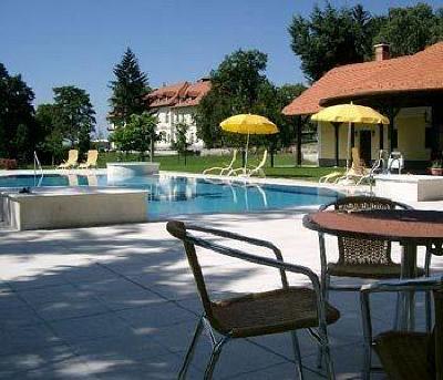 фото отеля Grof Degenfeld Castle Hotel
