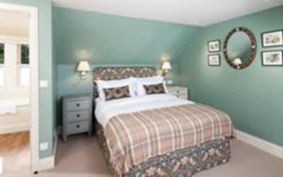 фото отеля Loch Lomond Arms Hotel