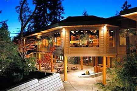 фото отеля Tigh-Na-Mara Resort