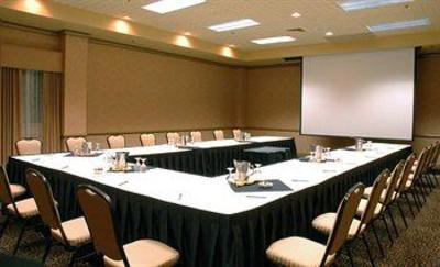 фото отеля Embassy Suites Hotel Portland - Washington Square