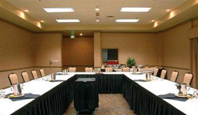 фото отеля Embassy Suites Hotel Portland - Washington Square