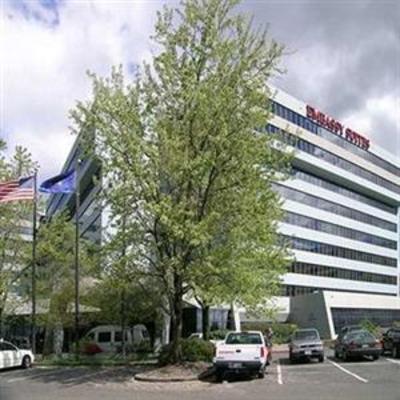 фото отеля Embassy Suites Hotel Portland - Washington Square
