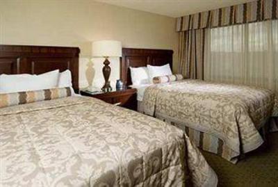 фото отеля Embassy Suites Hotel Portland - Washington Square