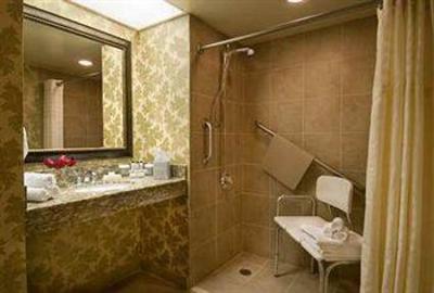 фото отеля Embassy Suites Hotel Portland - Washington Square