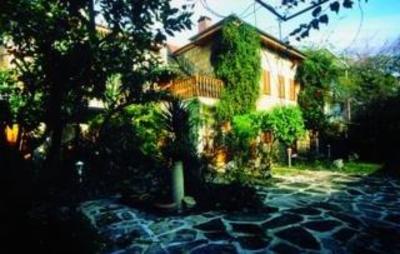 фото отеля Begonville Pension Side