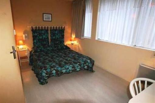 фото отеля Hotel de la Paix Bagnères-de-Bigorre