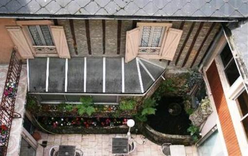 фото отеля Hotel de la Paix Bagnères-de-Bigorre