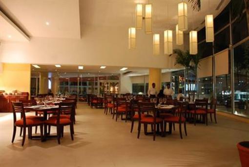 фото отеля B2B Hotel & Plaza Cancun