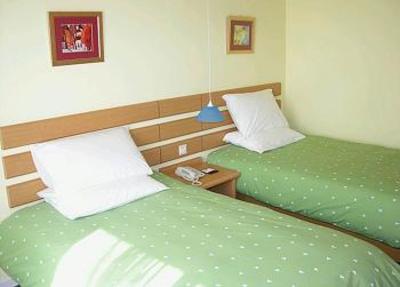 фото отеля Home Inns Jinan Jiefang Road
