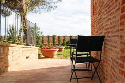 фото отеля Agriturismo Poggio Gabbiano