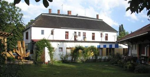 фото отеля Hullam Hostel