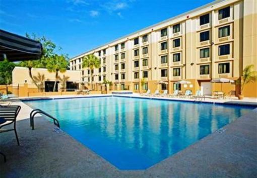 фото отеля Courtyard by Marriott Gulfport Beachfront