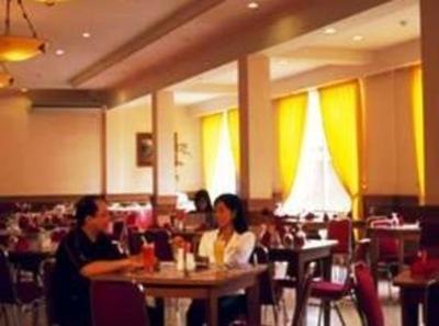 фото отеля Abadi Hotel Lubuk Linggau