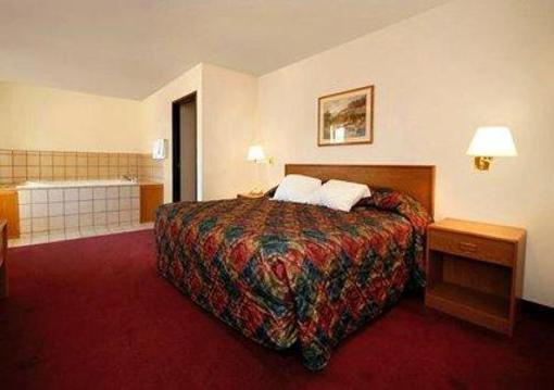 фото отеля Rodeway Inn Ainsworth