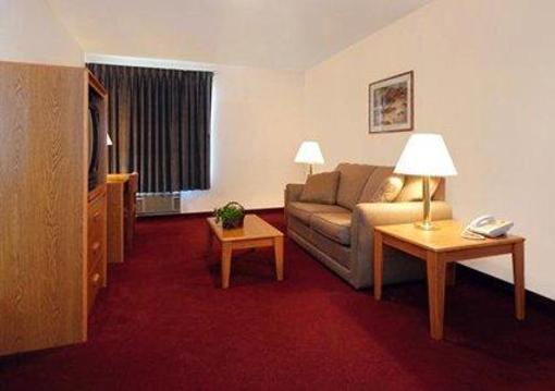 фото отеля Rodeway Inn Ainsworth