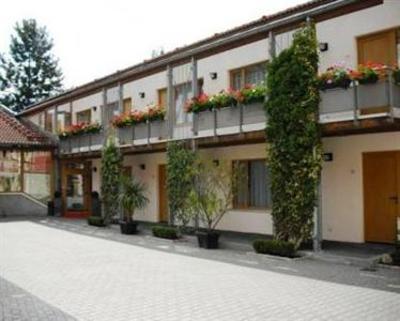 фото отеля Hotel Port Inn