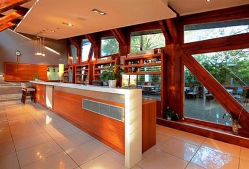 фото отеля Vadvirag Hotel & Restaurant