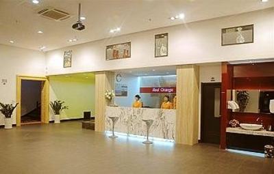 фото отеля Juzi Hongle Hotel Qiqihar Longnan Street