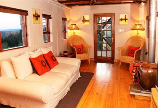 фото отеля Lake Views Cottage & Noah's Ark