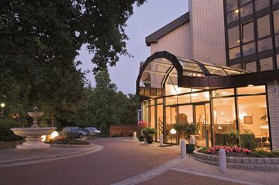 фото отеля Golf- und Wellnesshotel Zur Amtsheide