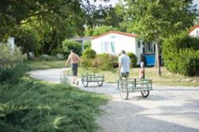 фото отеля Camping Indigo Royat
